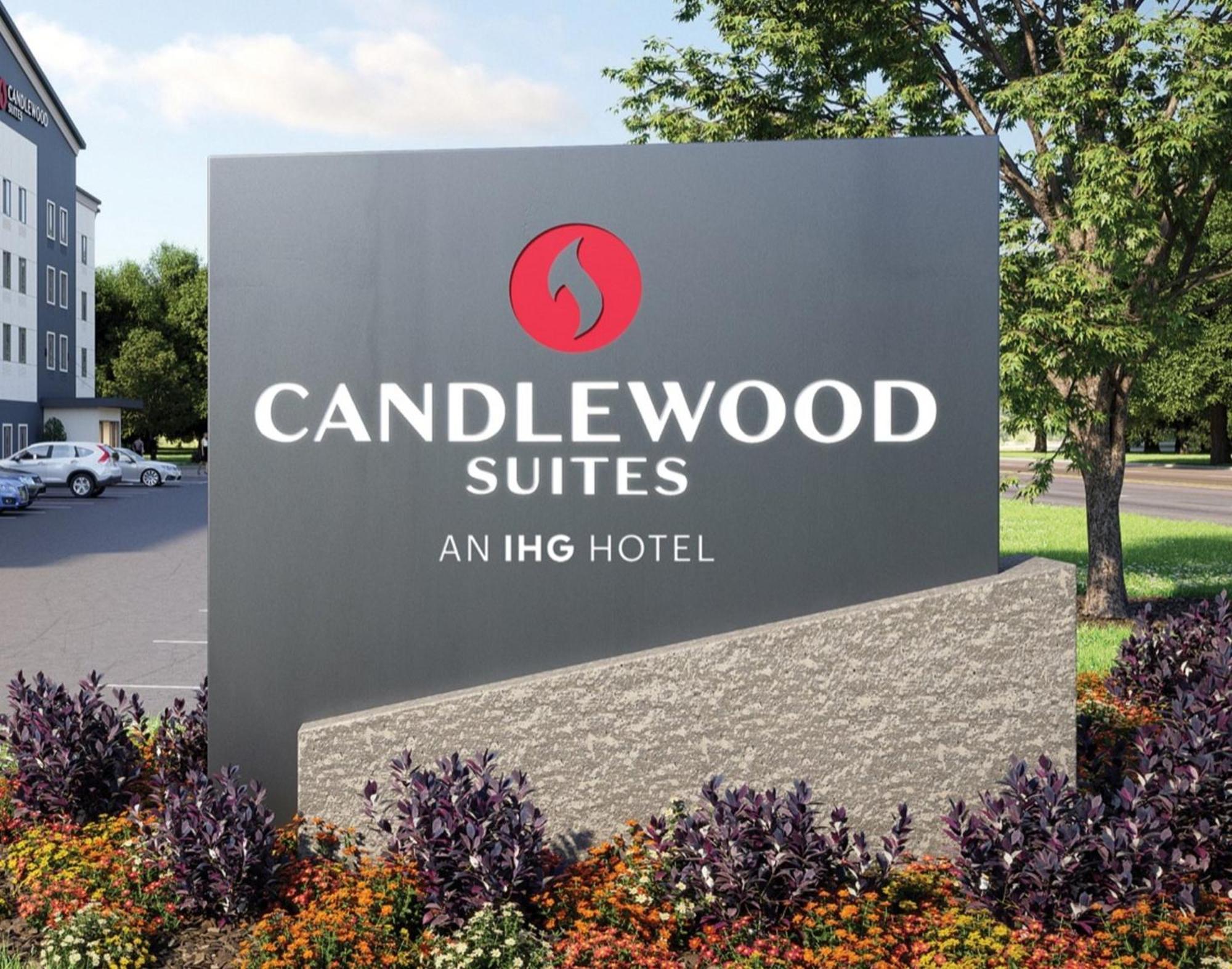 Candlewood Suites Miami - Doral By Ihg Tamiami Exterior foto